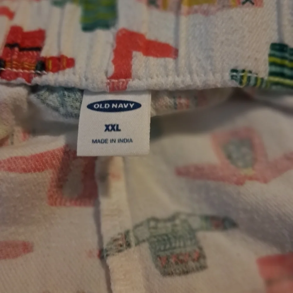 Old navy holiday Pajama shorts XXL 5/$25